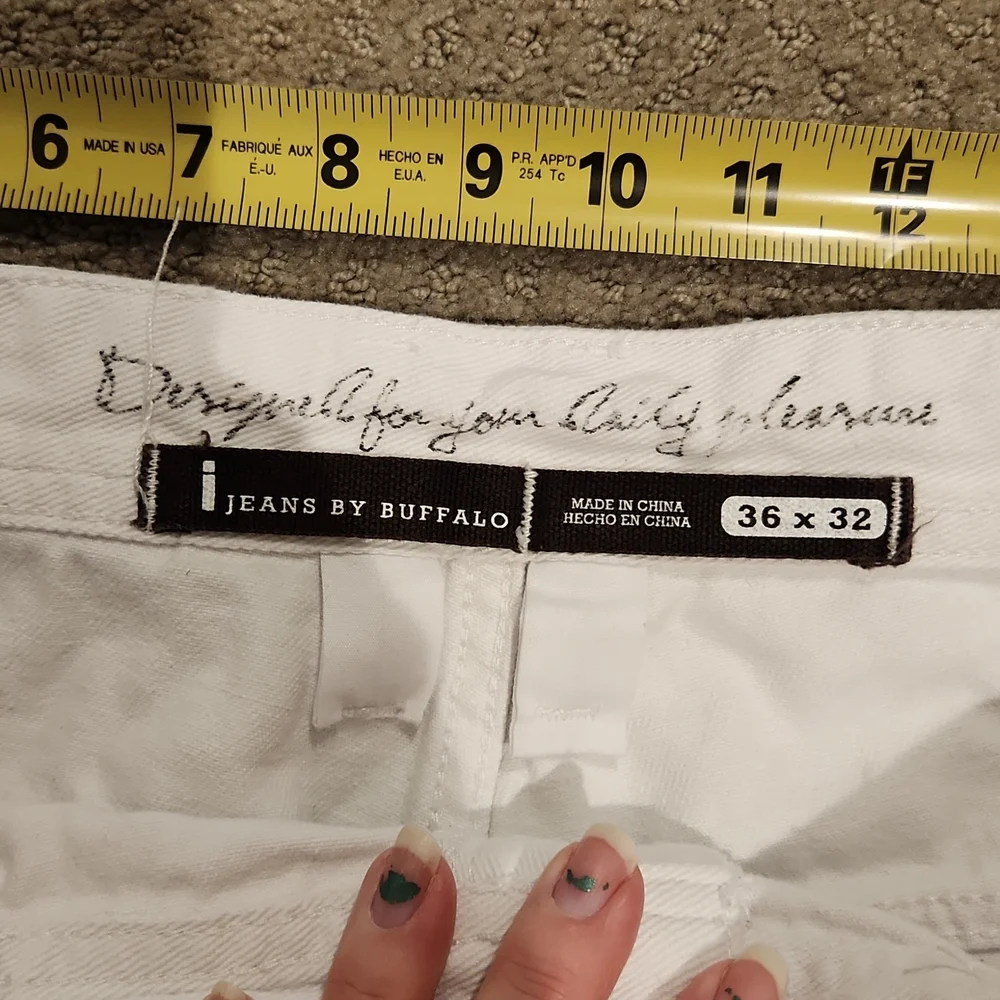 BUFFALO JEANS 